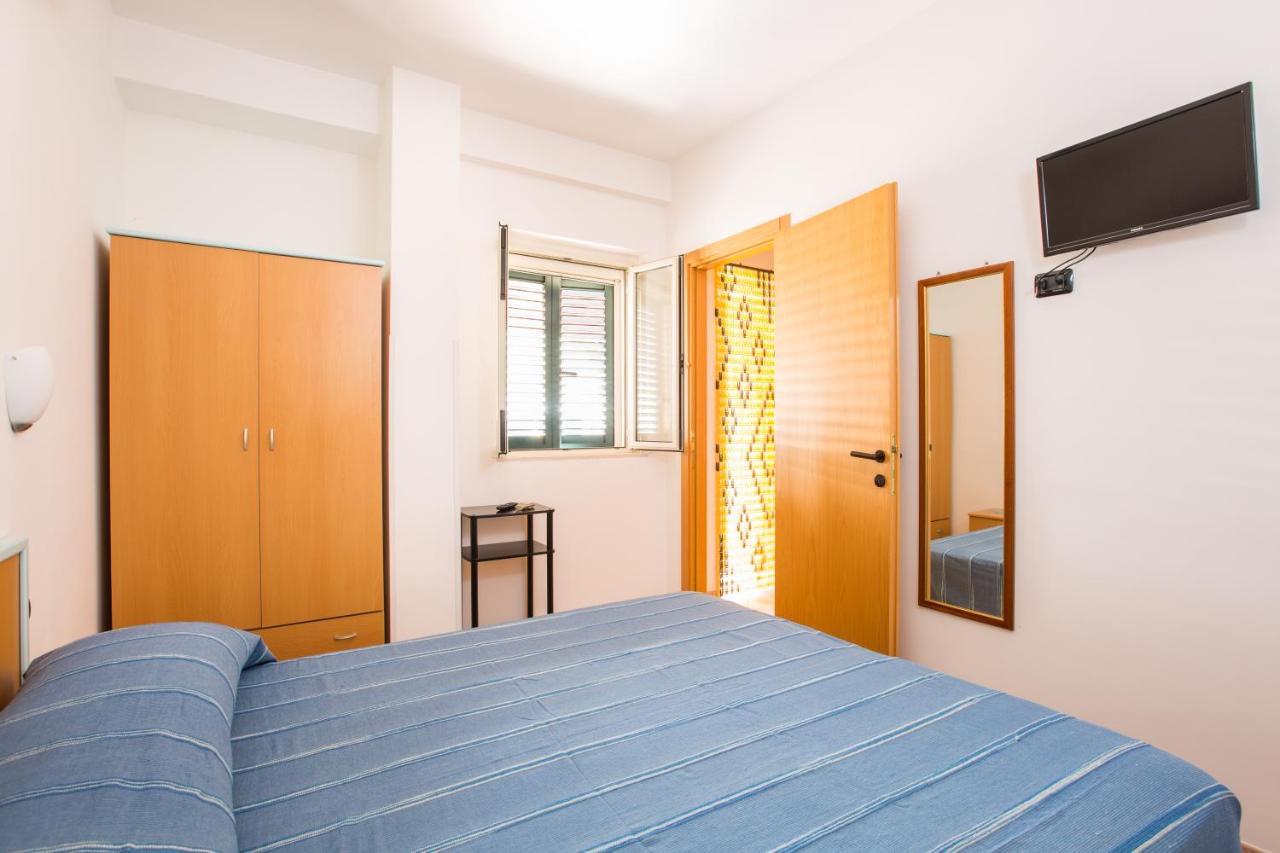 One Love Apartments Lupetto Εξωτερικό φωτογραφία
