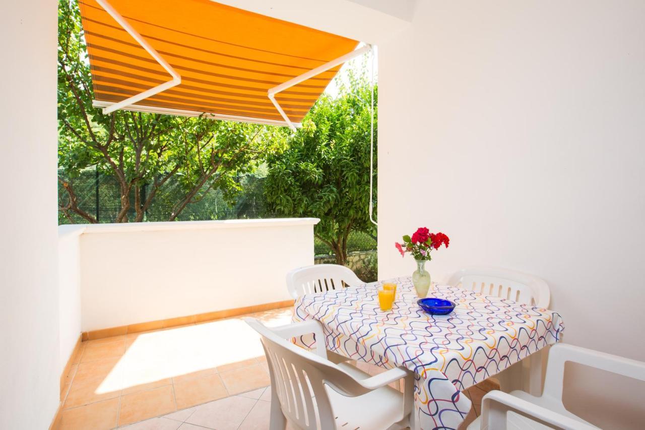 One Love Apartments Lupetto Εξωτερικό φωτογραφία