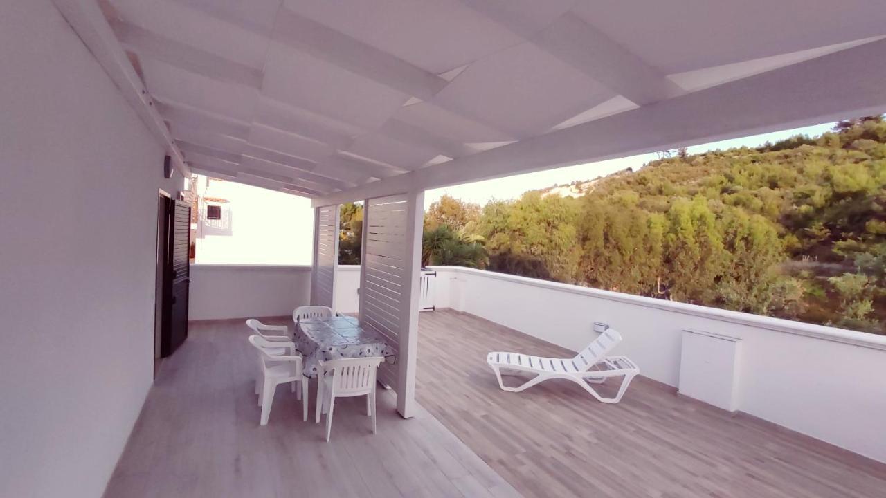 One Love Apartments Lupetto Εξωτερικό φωτογραφία